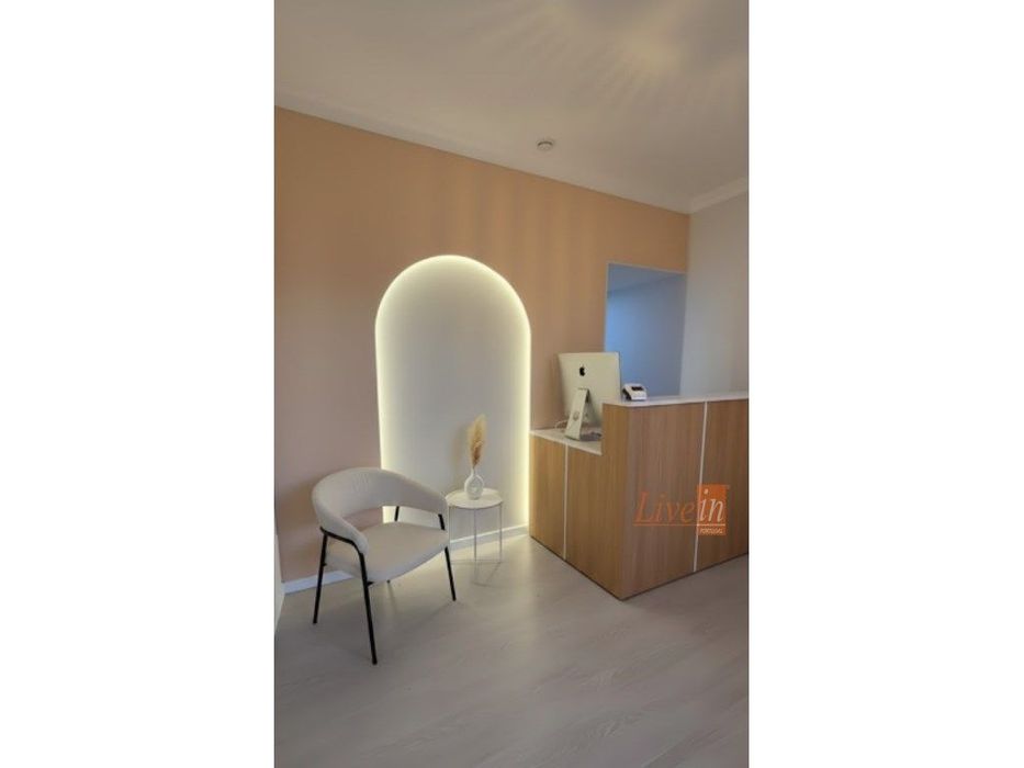 Loja totalmente remodelada para trespasse em Algueirão-Mem Martins