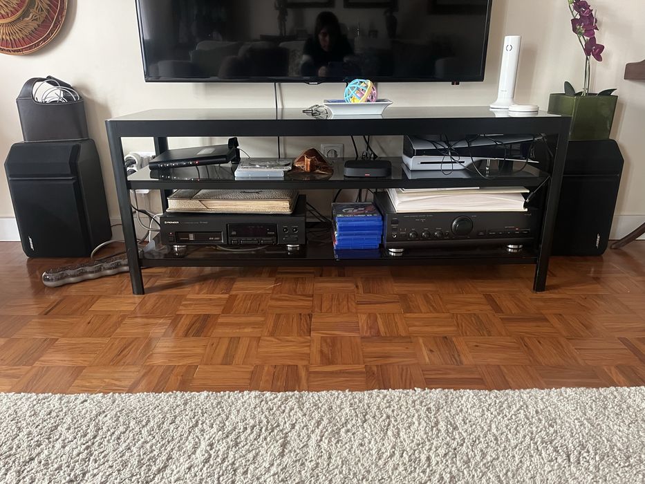 Movel de TV preto