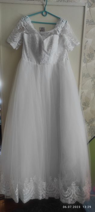 Весільна сукня нова без використання