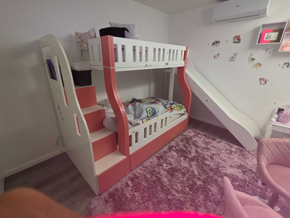 Cama beliche com escorrega