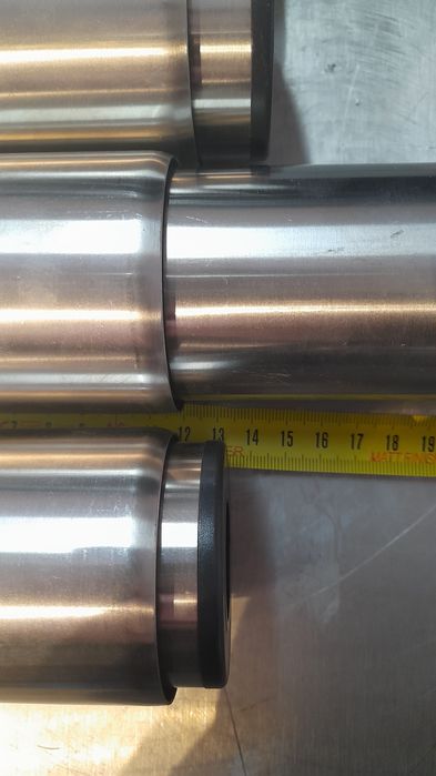 Pés reguláveis em inox