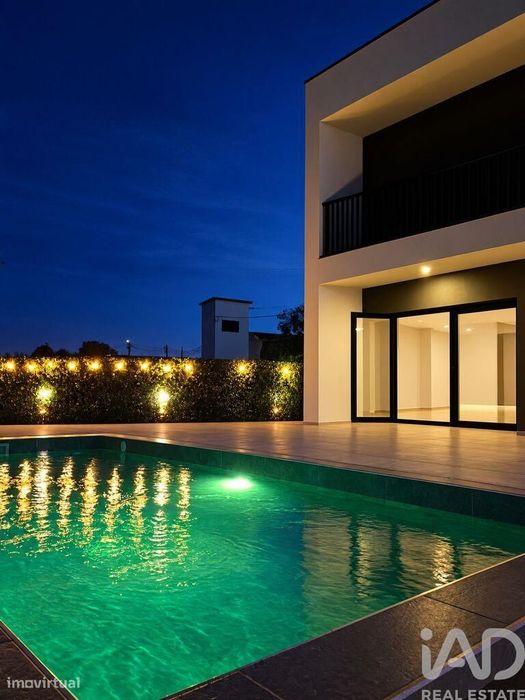 Moradia isolada T3 em Baltar de 181 m2