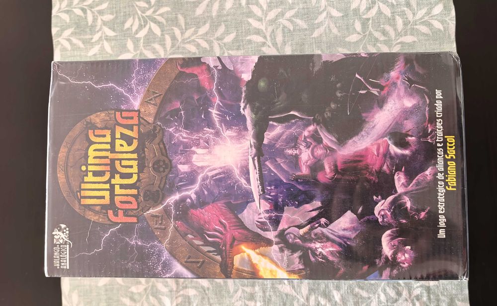 Última Fortaleza - Board game Lacrado
