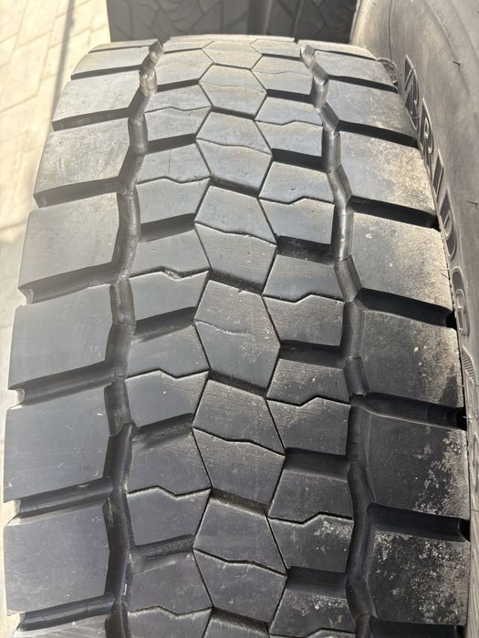 шина вантажна б/в 315/70R22,5 Bridgestone R-Drive002 (4 шт)
