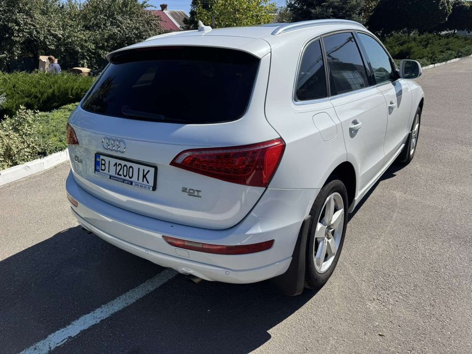 Ауди Q5 premium plus