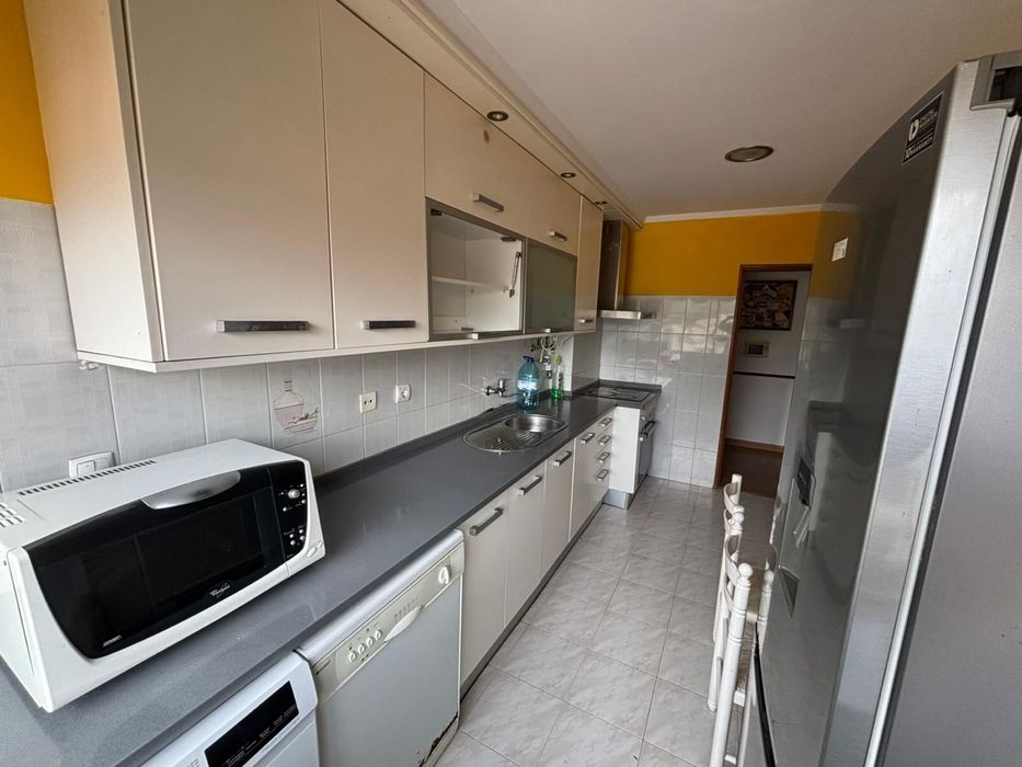 T2 Queluz para Renda