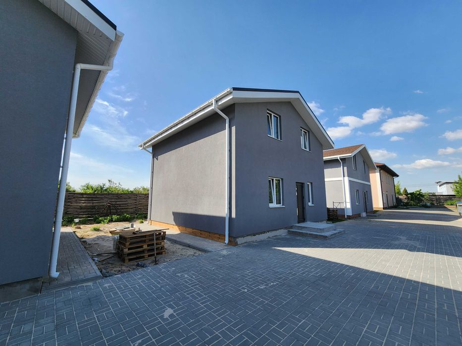 Вітаю Продам Окремий будинок Газ Крюківщина Тарасівка Телефонуйте