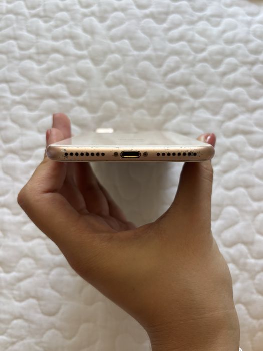 Iphone 8 Plus - 64GB - Dourado