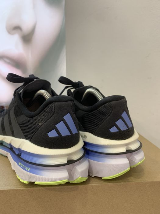 adidas Adistar BYD buty do biegania rozmiar 42