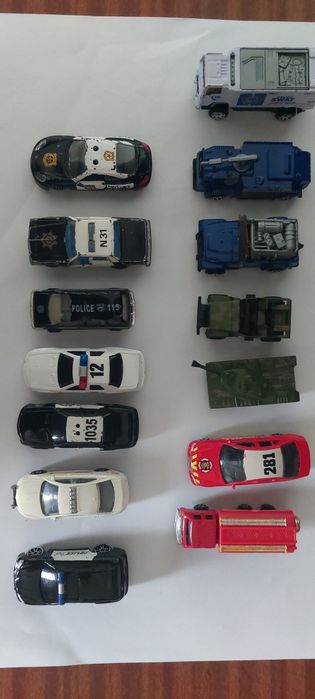 Vendo carrinhos escala 1/59