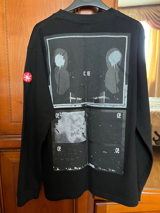 Продам лонгслів cav empt