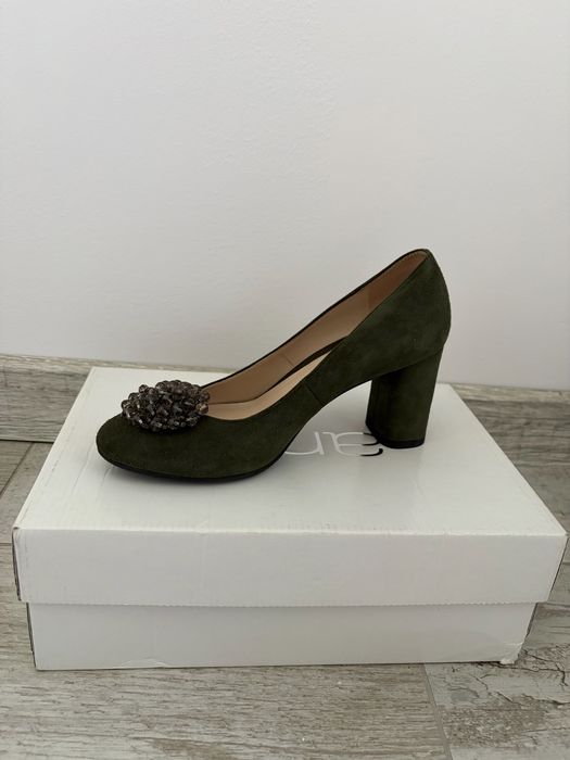 Buty na obcasie