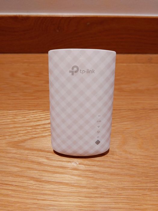TP-LINK AC750 WiFi Range Extender
RE200