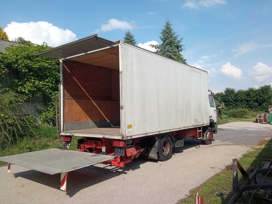 STEYR 11S18 Kontener z windą