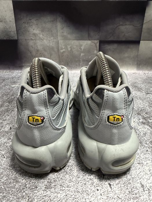 Кросівки чоловічі Nike Air Max Plus TN 40р