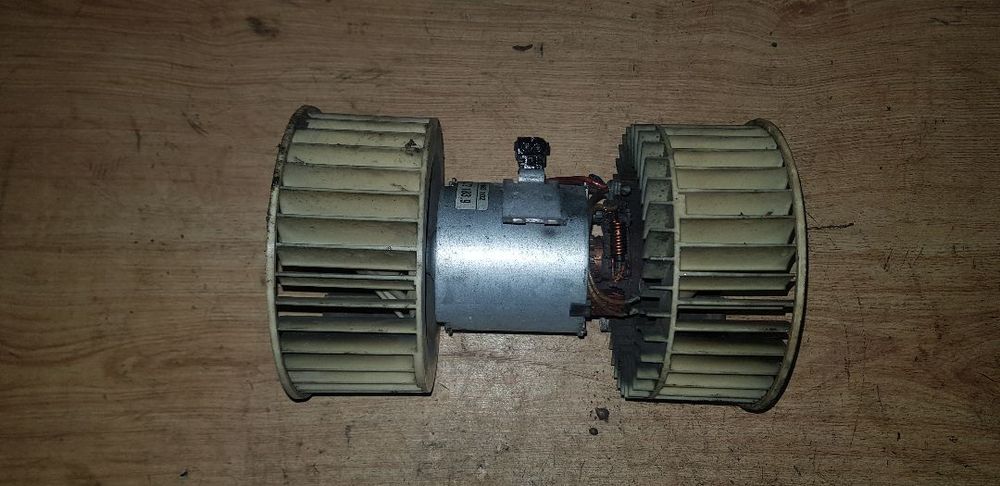 BMW E39 WENTYLATOR DMUCHAWA NAWIEWU 8372183