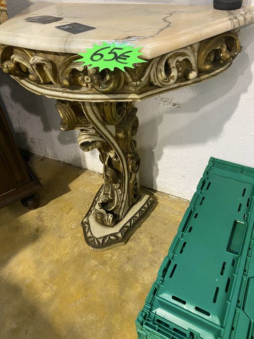 Consola de Parede com Tampo de Mármore