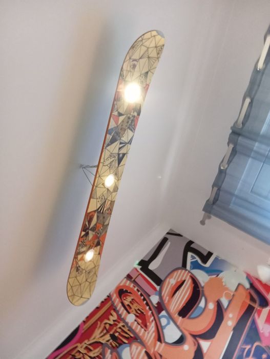 Candeeiro de teto snowboard
