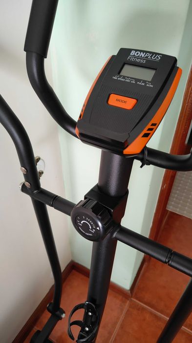 Elíptica usada uma vez64409508372483121