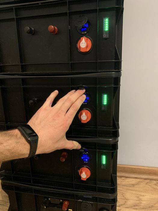 Akumulator Lifepo4 12V 320ah z BMS 200A i balancerem