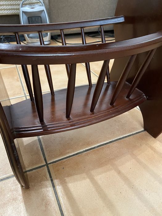 Móvel porta revistas