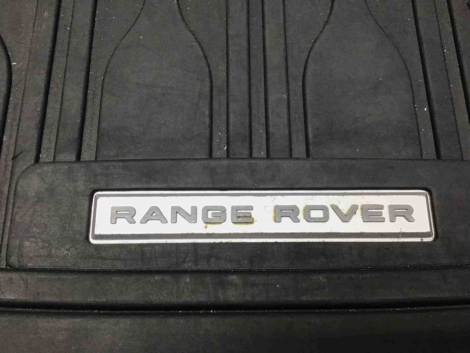 Резиновий коврик в багажник Range Rover Velar L560 j8am454a14aa