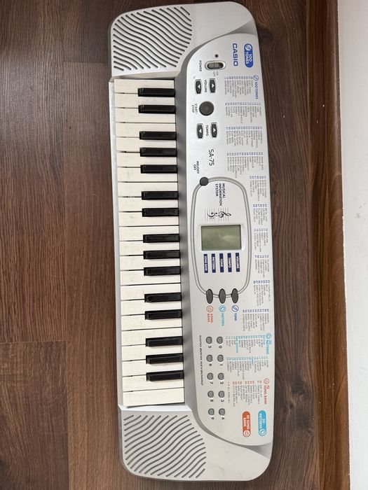 Keyboard CASIO SA 75