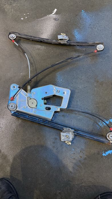 Склопідйомник бмв е39 рест передній правий