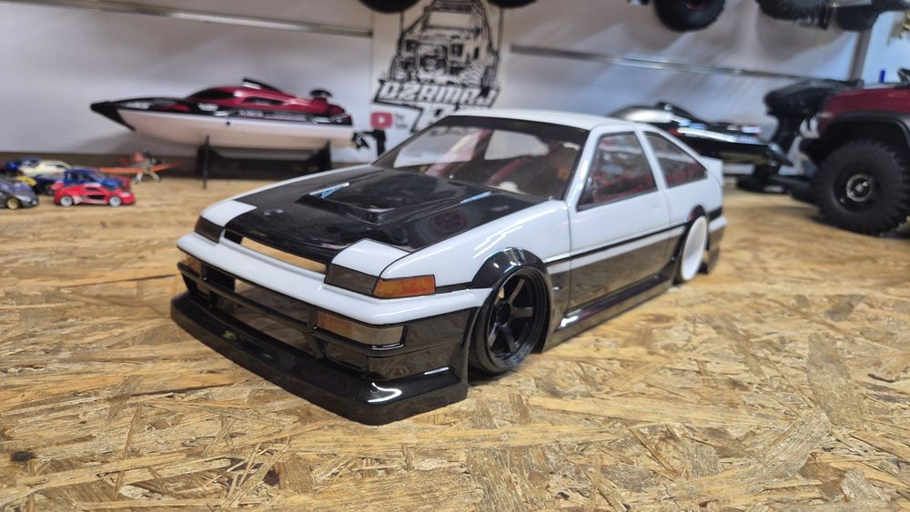 Karoseria Yokomo SD-AE86BSA - 1/10 TOYOTA AE86 TRUENO Drift Body Set