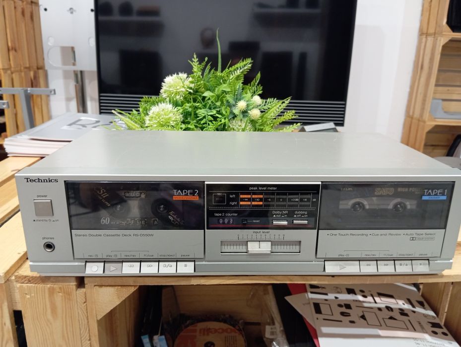 Magnetofon Technics RS-D550W