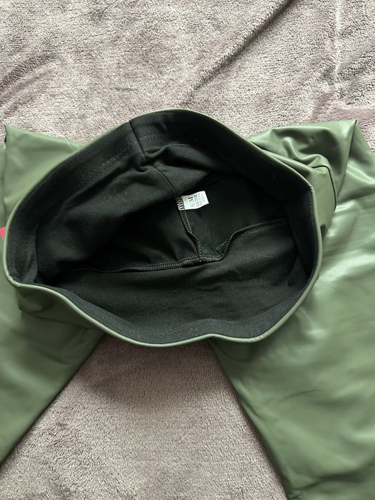 Nowe Spodnie z ekoskórka - butelkowa zieleń S