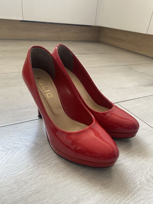 Buty na obcasie