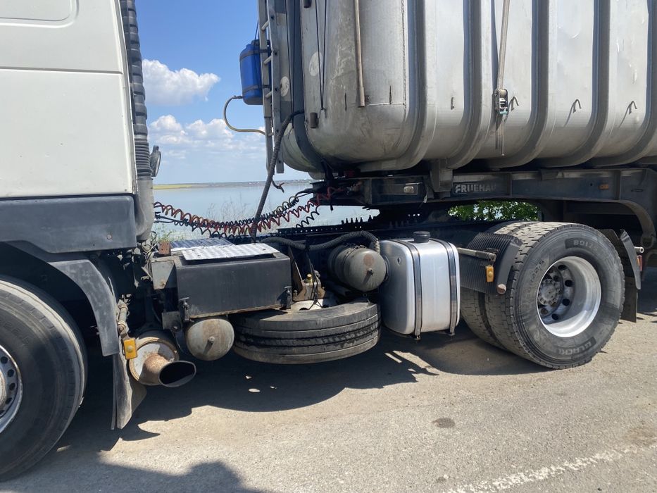 Самоскид напівпричіп