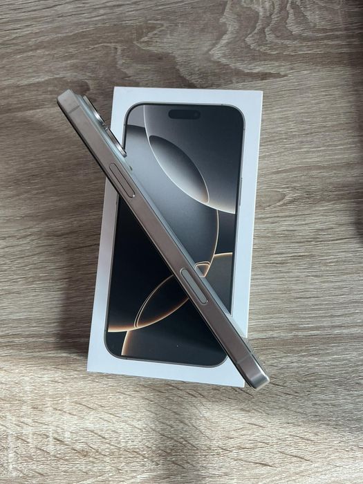 iPhone 16 Pro Max 256gb Novo