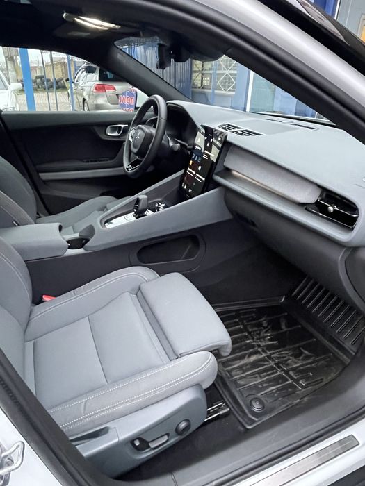 Polestar 2 Launch Edition