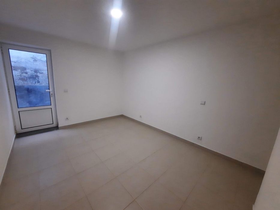 Apartamento T2 semi-mobilado