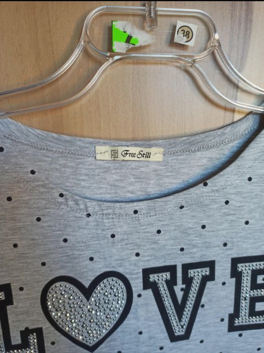 Bluzka, koszulka T-Shirt free still 38