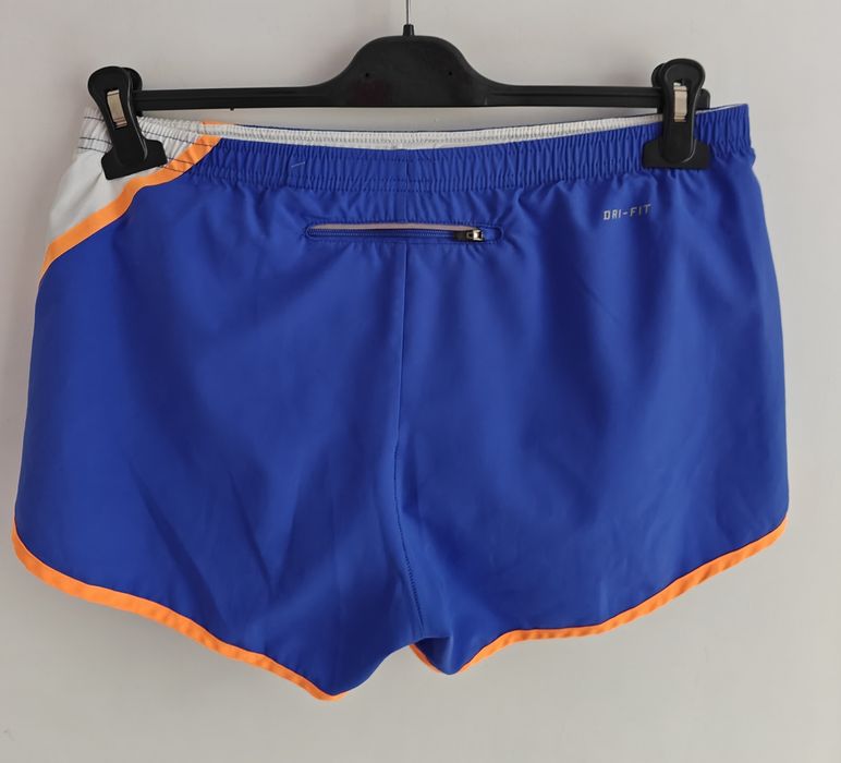 Nike krótkie spodenki sportowe damskie M