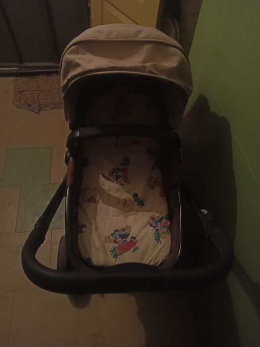 Коляска детская . Бу продам