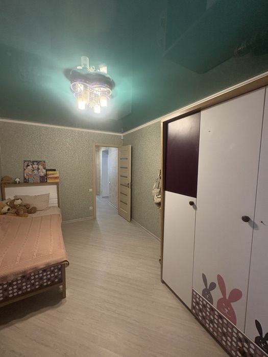 Продам 3-х кімнатну квартиру