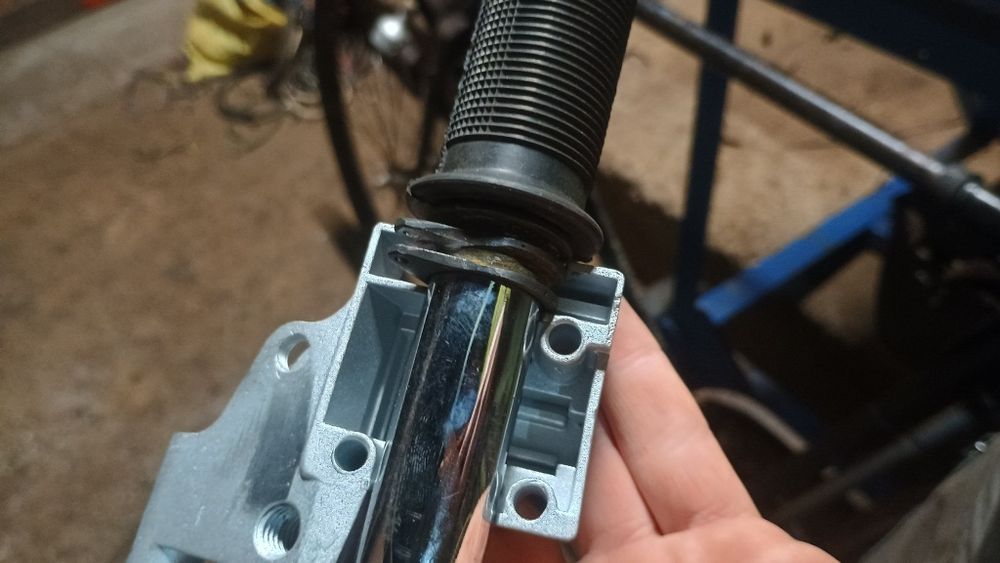 Raczka rolgazu ROMET Chart 210 Replika.