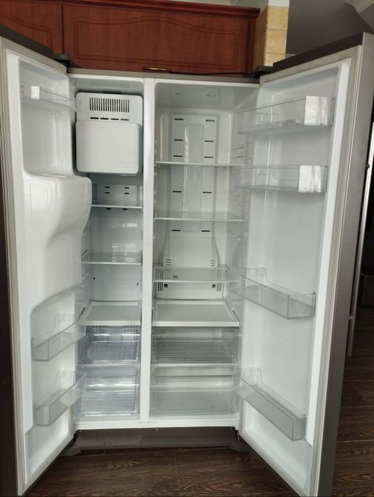 Sprzedam lodówkę Samsung