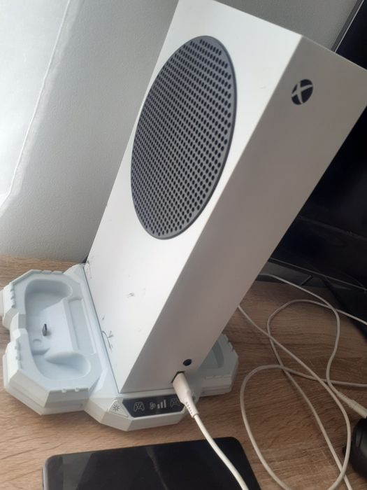 Konsola xbox series S zestaw