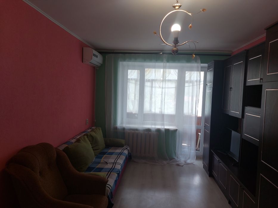 Світло постійне, гаряча , кондиціонер, різні райони, посуточно, погодинно