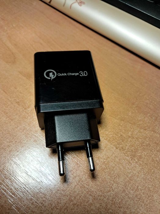 Ładowarka Quick charge 3.0  4 x port USB A