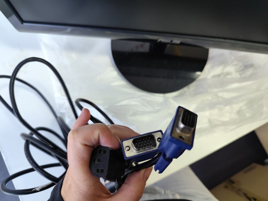 Monitor LCD Asus VS197447415068331223043