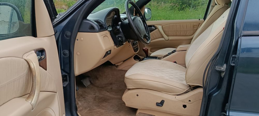 Продам Mercedes Benz ML163