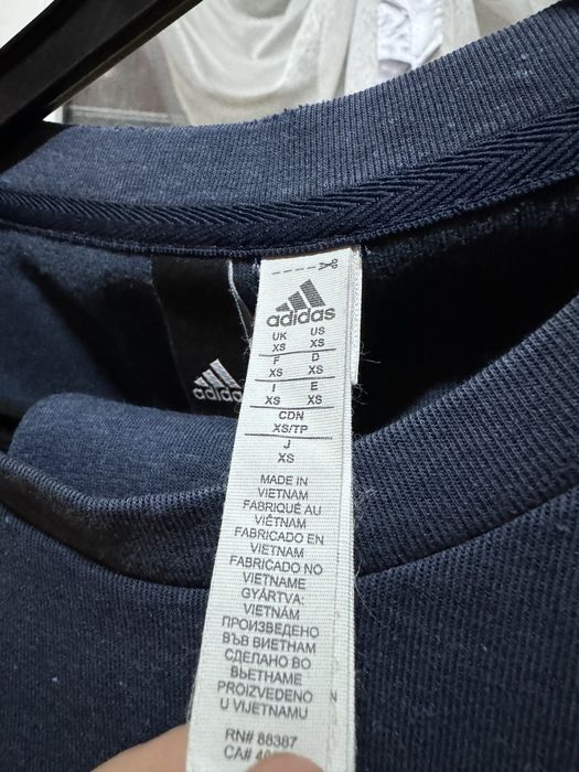 Продам Костюм Adidas XS