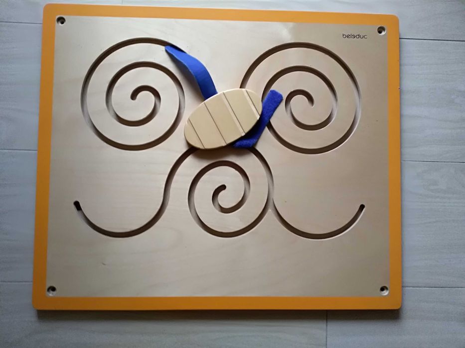 Tablica do rehabilitacji,edukacyjna,sensoryczna,panel ścienny z drewna stan bdb