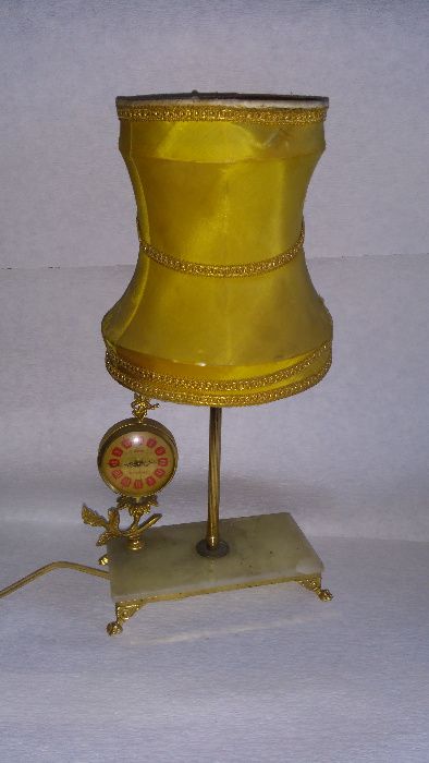 Lampka nocna , stylowa z budzikiem , wys. ok. 30 cm.